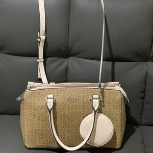 Guess Handbag with Crossbody option